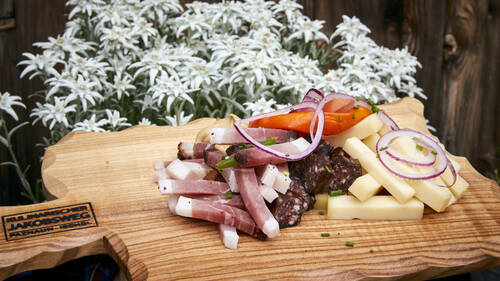 assortment of cold cuts and cheeses